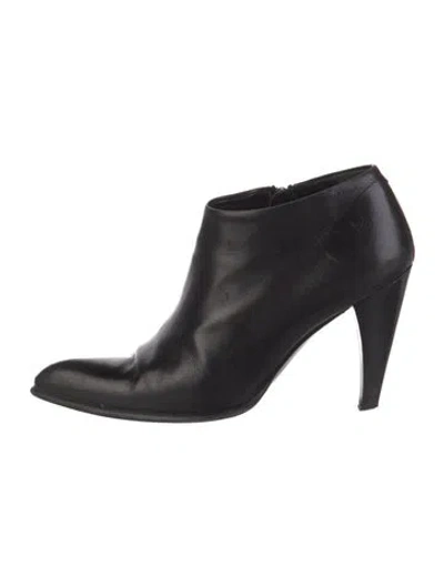 Pre-owned Max Mara Leather Boots In Black