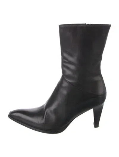 Pre-owned Max Mara Leather Boots In Black