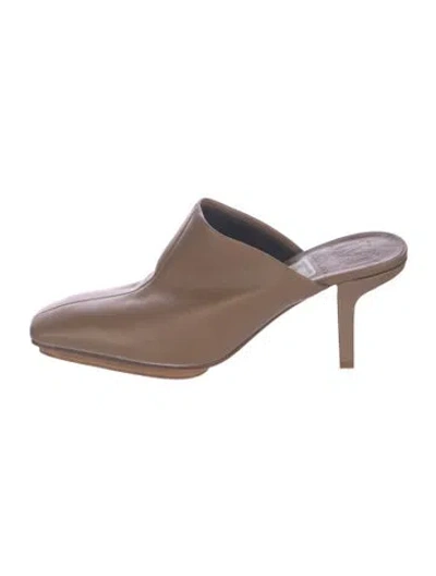 Pre-owned Max Mara Leather Mules In Brown