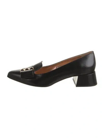 Pre-owned Max Mara Leather Pumps In Black