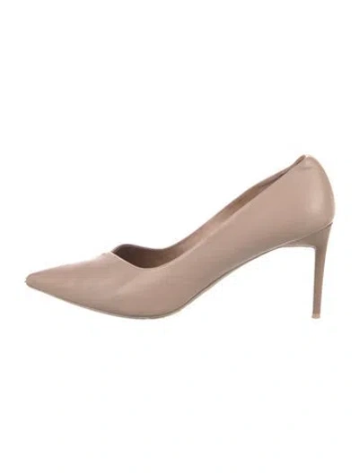 Pre-owned Max Mara Leather Pumps In Neutral
