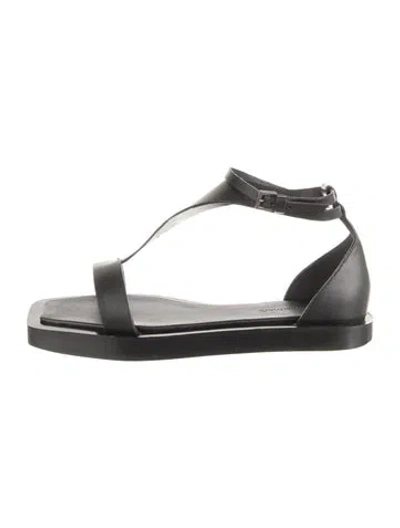 Pre-owned Max Mara Leather Sandals In Black