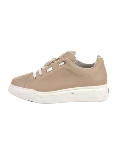 Pre-owned Max Mara Leather Sneakers In Neutral