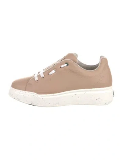 Pre-owned Max Mara Leather Sneakers In Neutral