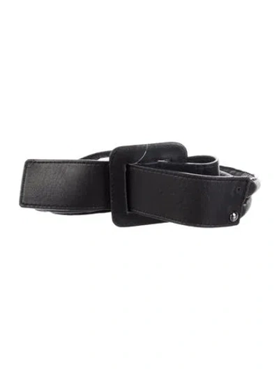Pre-owned Max Mara Leather Studded Accents Belt In Black