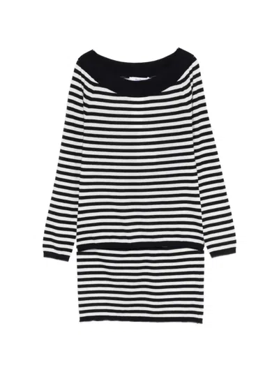 Max Mara Lightweight Pure Cashmere Slim Fit Knit Sweater With Boat Neckline In Black