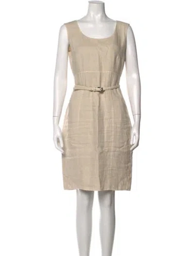 Pre-owned Max Mara Linen Knee-length Dress In Neutral