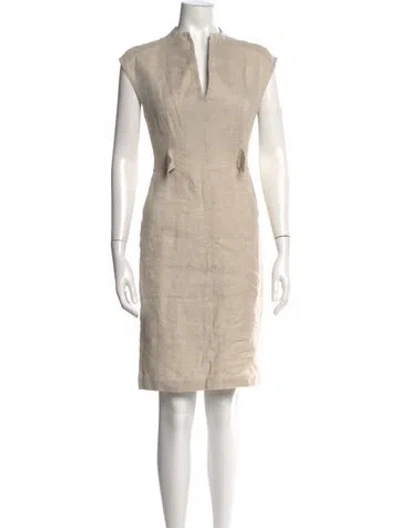 Pre-owned Max Mara Linen Knee-length Dress In Neutral