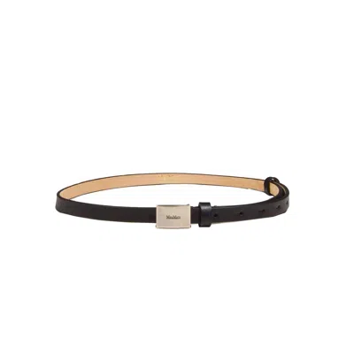 Max Mara Branded Plaque-adorned Leather Belt In Black