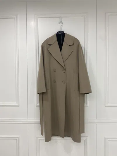 Max Mara Long Sleeve Coat In Green