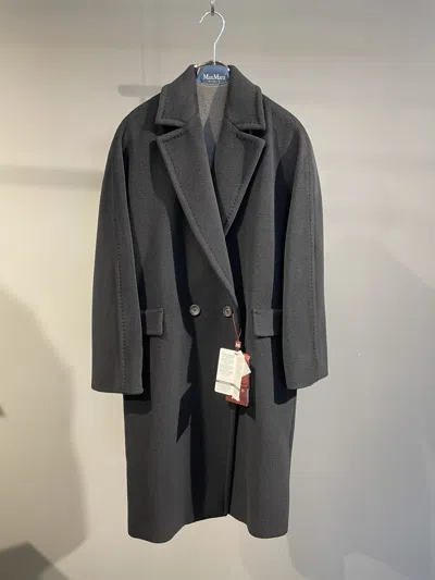 Max Mara Long-sleeved Coat In Black