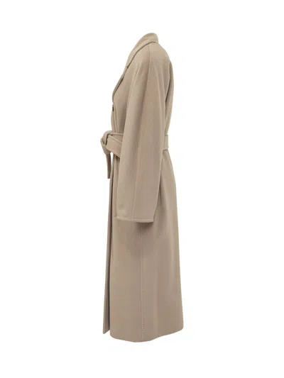 Max Mara Madame Overcoat Carry In Avena