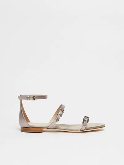 Max Mara Metallic Nappa Leather Flat Sandals In Medium Grey