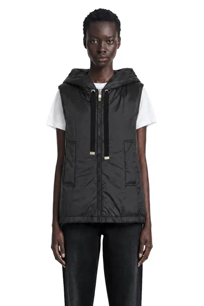 Max Mara Padded Water-repellent Hooded Gilet In Beige