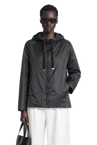 Max Mara Padded Water-repellent Hooded Jacket In Black