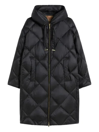 Max Mara Quilted Hooded Coat In Black