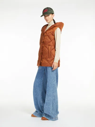 Max Mara Quilted Technical Fabric Gilet In Tobacco