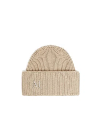 Max Mara Ribbed Cashmere Beanie In Neutral