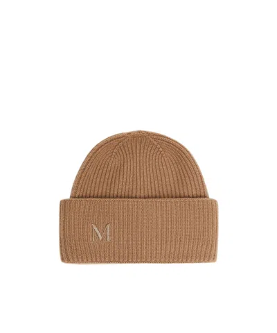 Max Mara Ribbed Cashmere Beanie In Neutral