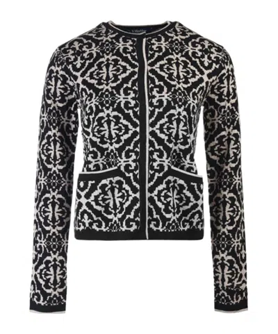 Max Mara Round-collar And Long-sleeved Sweater In Black