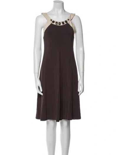 Pre-owned Max Mara Scoop Neck Knee-length Dress In Brown
