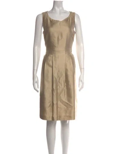 Pre-owned Max Mara Scoop Neck Knee-length Dress In Neutrals