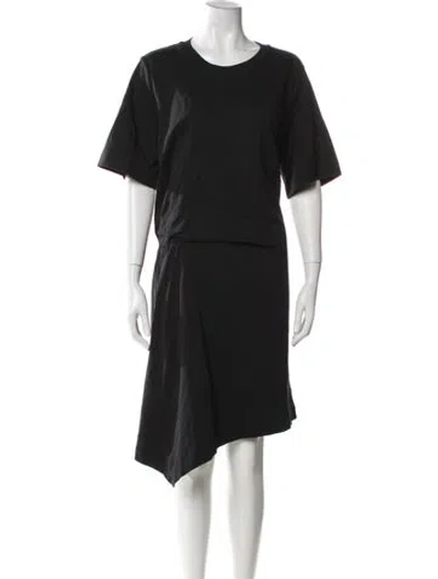 Pre-owned Max Mara Scoop Neck Midi Length Dress In Black