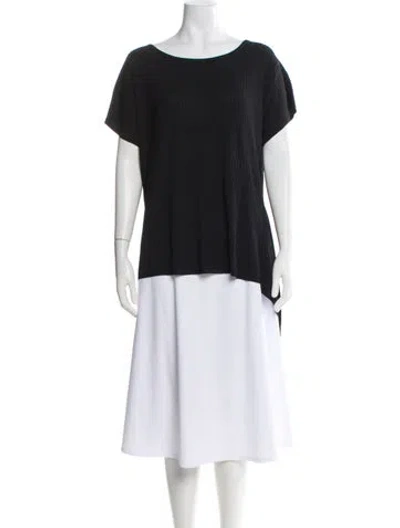 Pre-owned Max Mara Scoop Neck Short Sleeve Top In Black