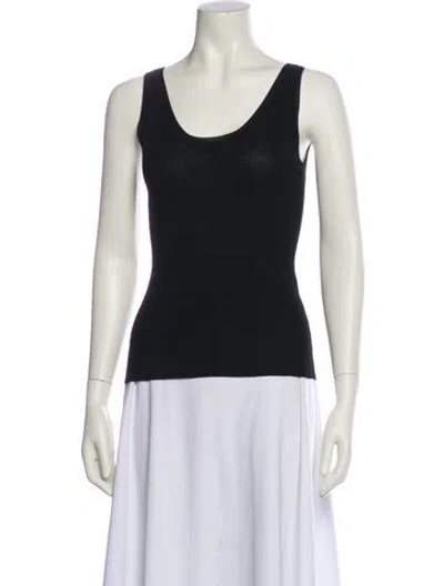 Pre-owned Max Mara Scoop Neck Sleeveless Top In Black