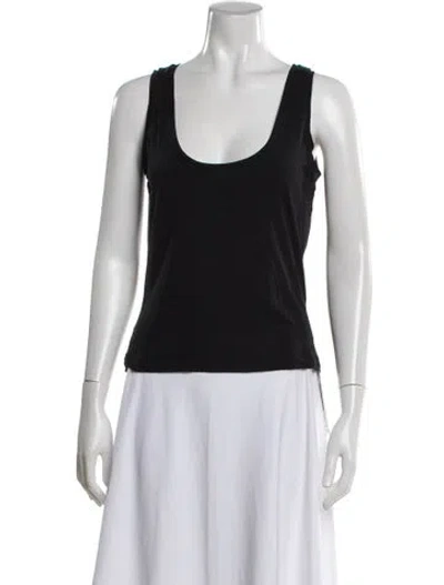 Pre-owned Max Mara Scoop Neck Sleeveless Top In Black