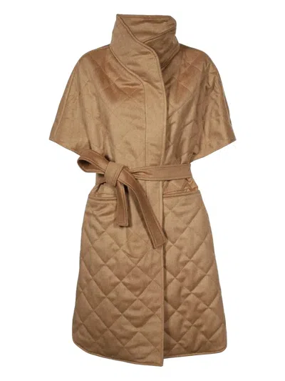 MAX MARA SHORT-SLEEVE QUILTED COAT