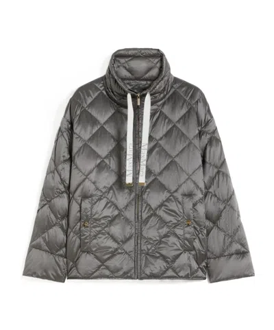 Max Mara The Cube Quilted Padded Shell Down Jacket In Gray