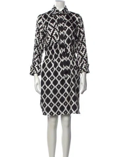 Pre-owned Max Mara Silk Knee-length Dress In Black
