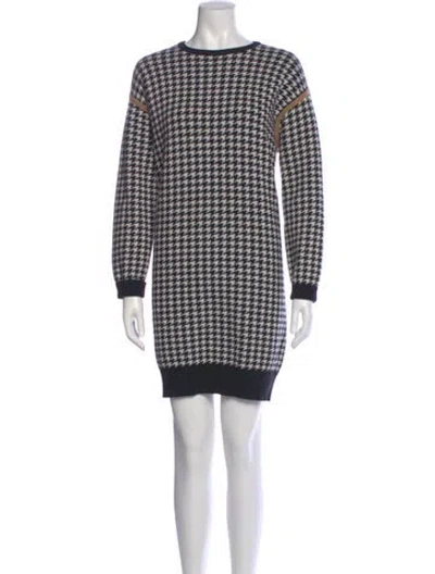 Pre-owned Max Mara Silk Mini Dress In Black