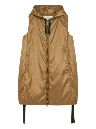 Max Mara Sleeveless Puffer Jacket In Brown