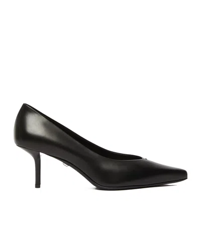 Max Mara Smooth Leather Court Shoes In Black