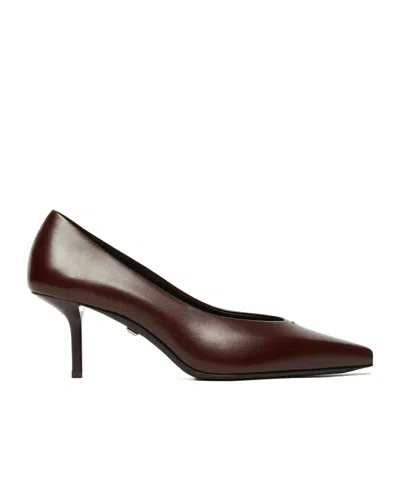 Max Mara Smooth Leather Court Shoes In Burgundy