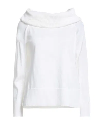 Max Mara Solid-color Lightweight Knitted Wool Sweater In White