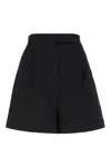 Max Mara Bermuda Shorts In Stretch Cotton In Nero