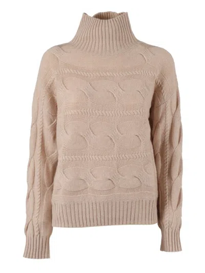 Max Mara Studio Girocoll In Neutral