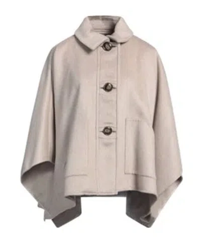 Max Mara Stylish Versatile Luxury Cape In Neutral