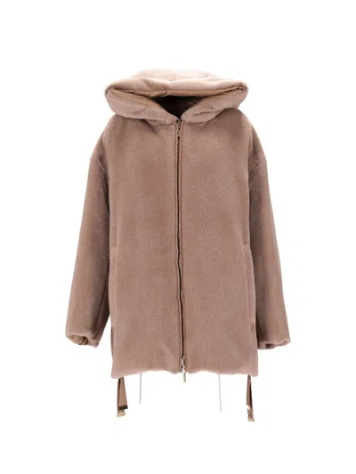 Max Mara The Cube Imbottito Corto In Brown
