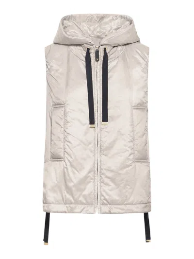 Max Mara The Cube Padded Vest With Hood In Waterproof Canvas In Nude & Neutrals