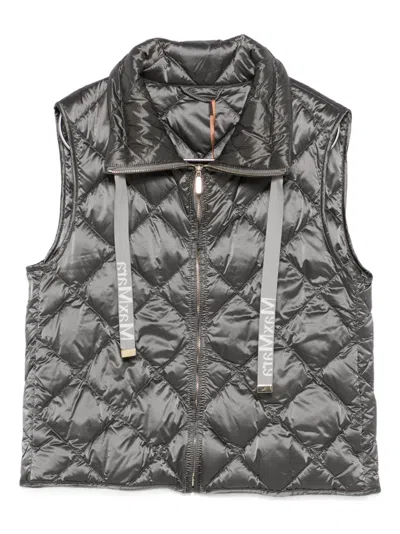 Max Mara The Cube Quilted Sleeveless Gilet In Gray