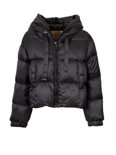 Max Mara The Cube Seie In Schwarz