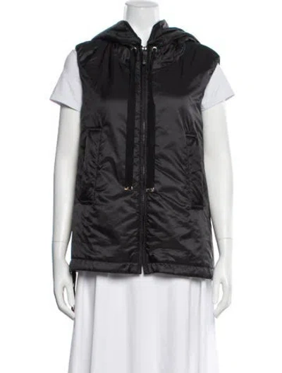 Pre-owned Max Mara Vest In Black