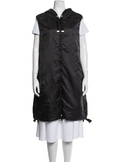Pre-owned Max Mara Vest In Black