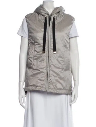 Pre-owned Max Mara Vest In Neutral