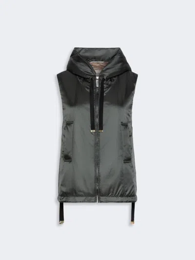 Max Mara Veste Rembourrée Sans Manches En Toile Imperméable In Black