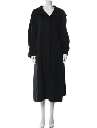 Pre-owned Max Mara Virgin Wool Coat In Black